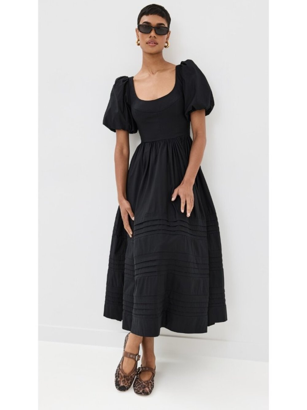 NWT Reformation Everlyn in Black Cotton Puff Sleeve Fit & Flare Midi Dress 8 - Picture 3 of 12